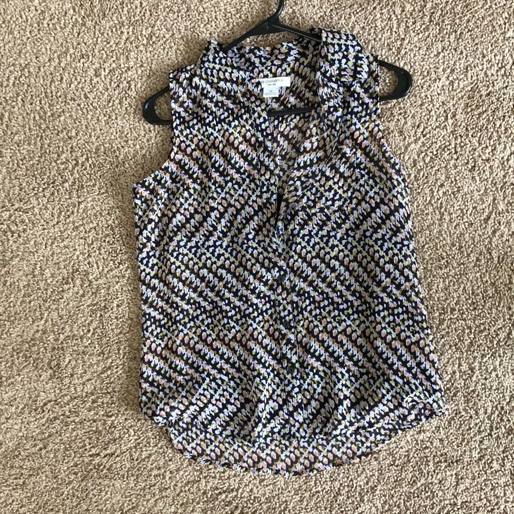 Cute shirt. Includes unattached Blue undershirt